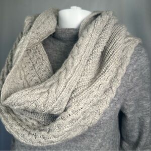 Club Monaco Gray Cable Knit Infinity Scarf